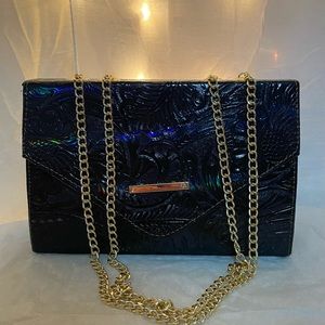 Crossbody purse
